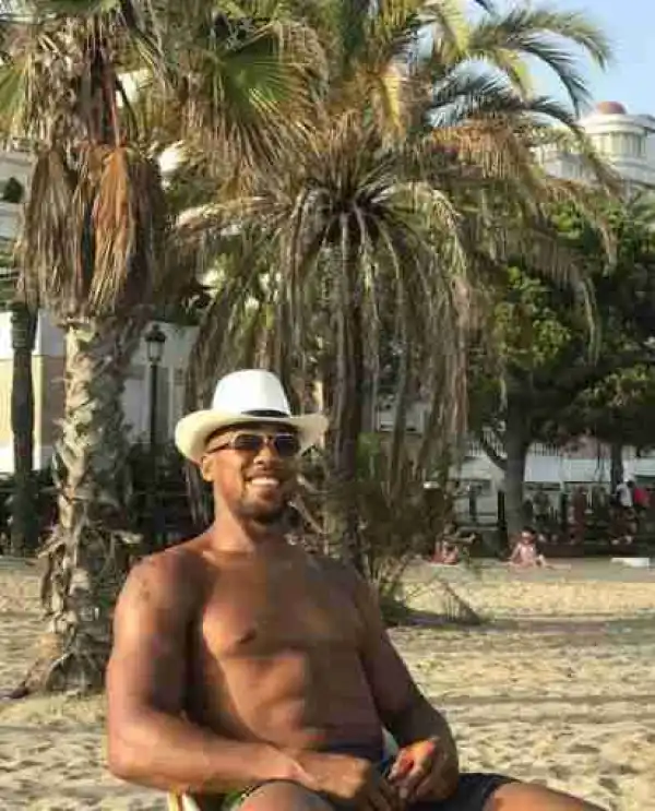 Anthony Joshua Gushes Over Pounded Yam And Ewedu Soup (Photos)